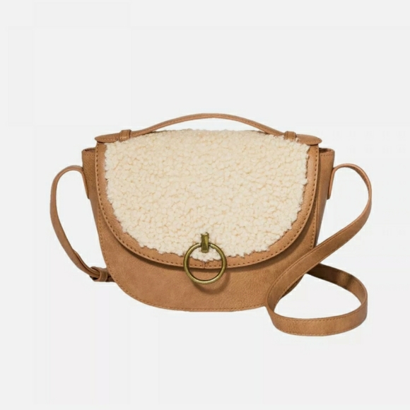 Universal Thread Handbags - SHERPA FAUX FUR SADDLE CROSSBODY BAG PURSE